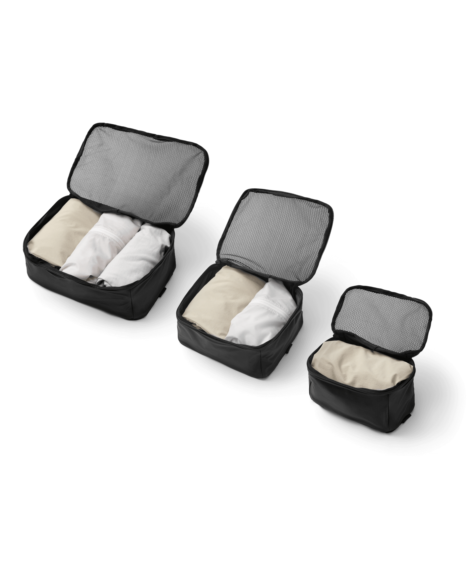 Essential Packing Cube M Black Out