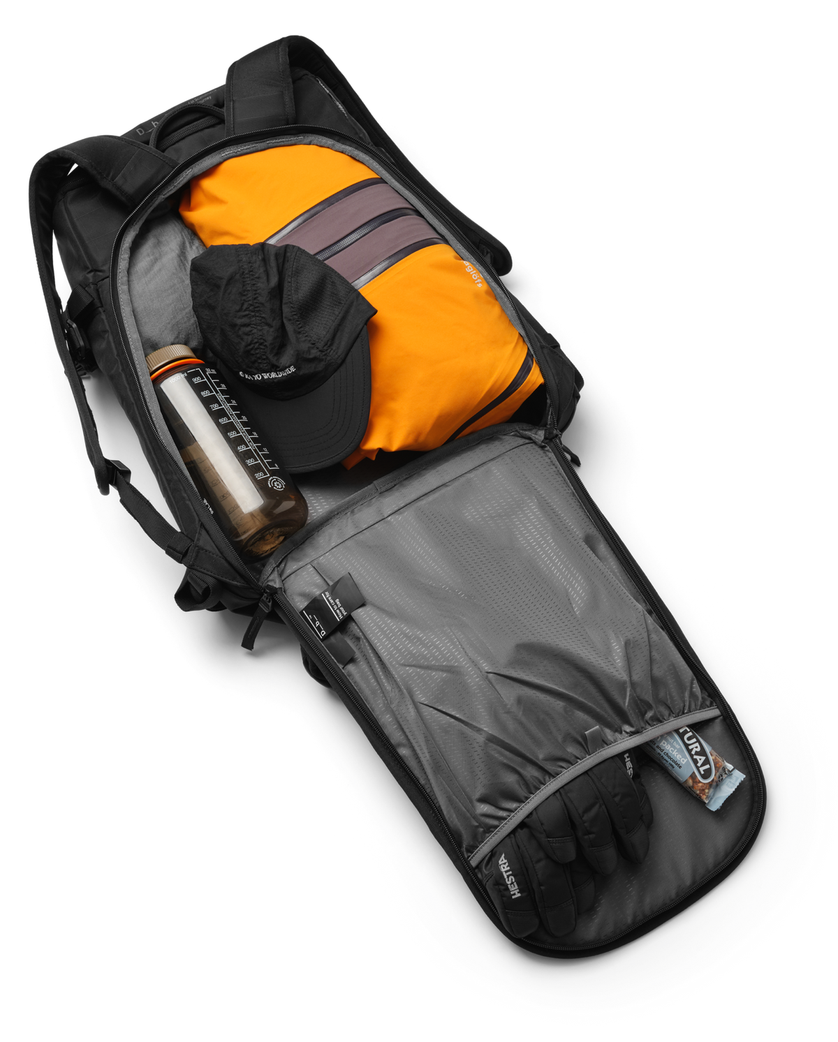 Backcountry Backpack 25L in White Noise – product photo 7