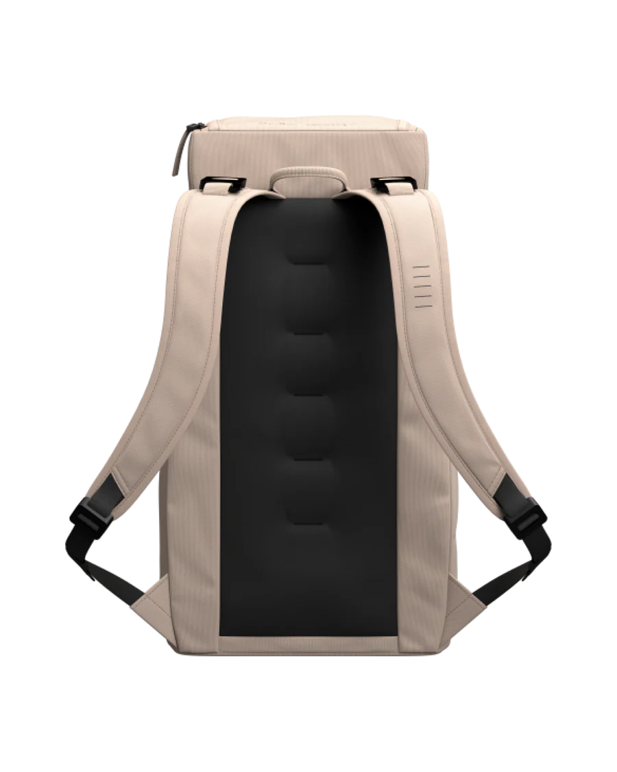 Hugger Backpack 25L Fogbow Beige