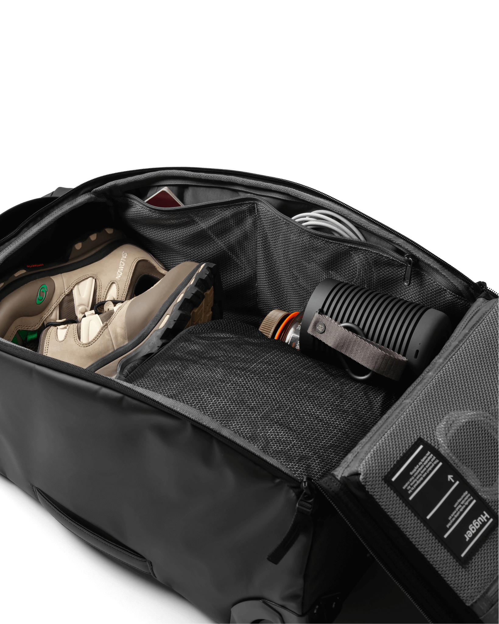 Hugger Roller Bag Carry-On 40L Black Out