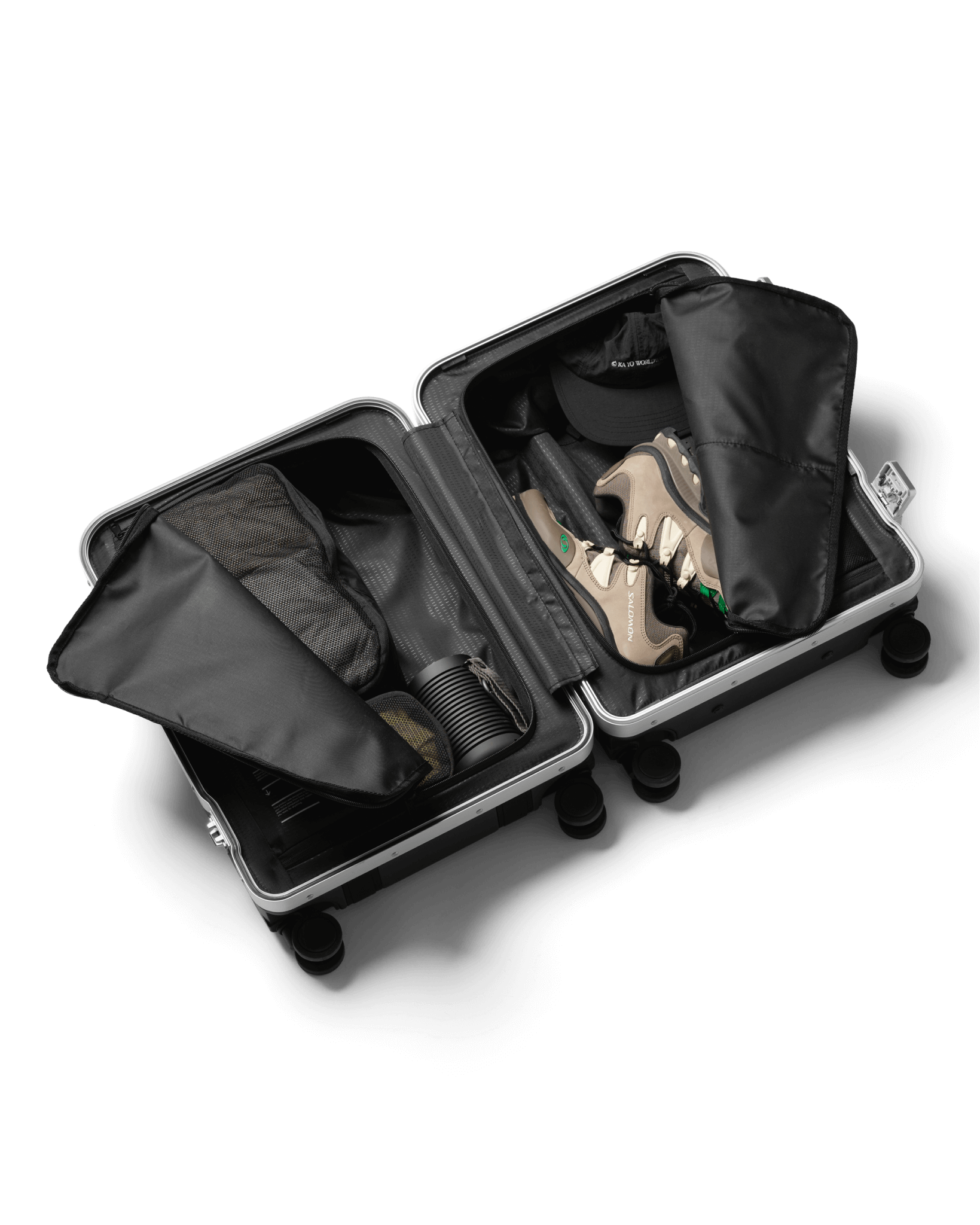 Ramverk Pro Carry-on Black Out
