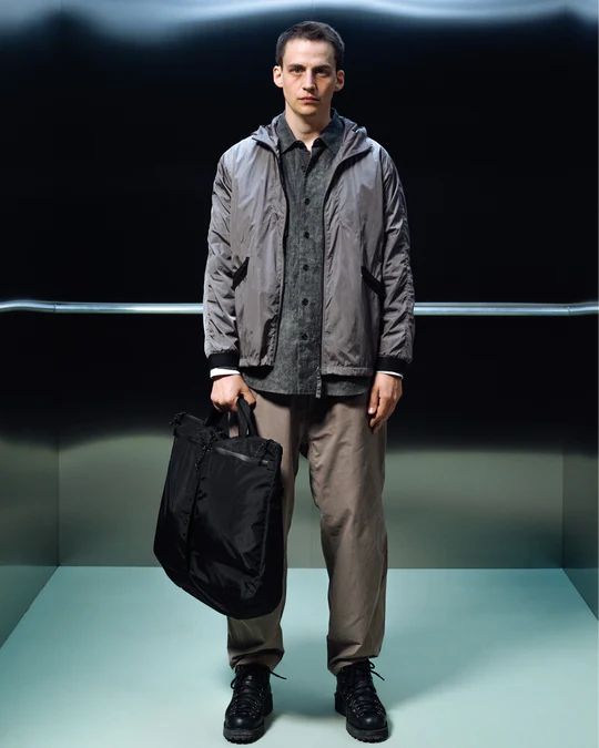 Utility Tote 32L Black Out