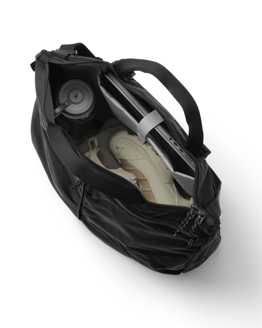 Utility Tote 32L Black Out